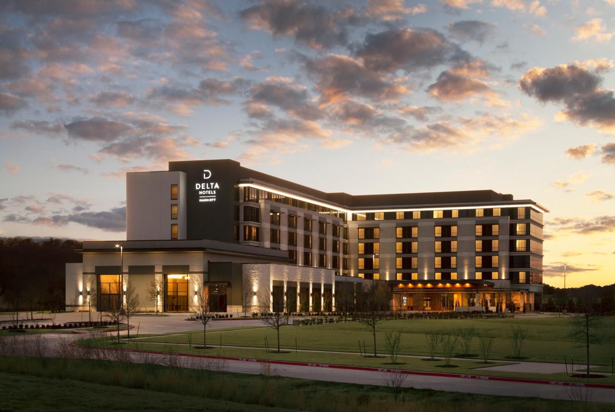 Delta Hotels By Marriott Dallas Southlake Extérieur photo